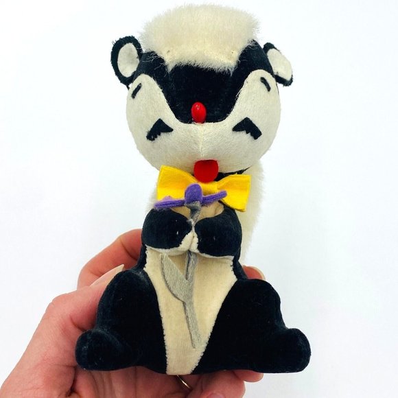 Rare Vintage Fun Farm Dream Pets Skunk Sniffer, Made in Japan, Purple Flower, 6" - Picture 5 of 16